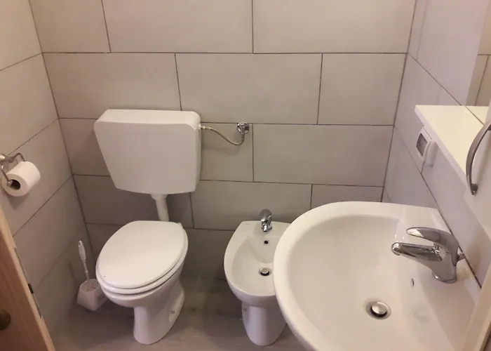 Отель Brivio
