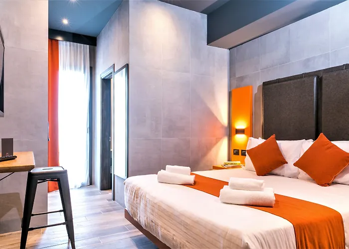 J24 מלון מילאנו