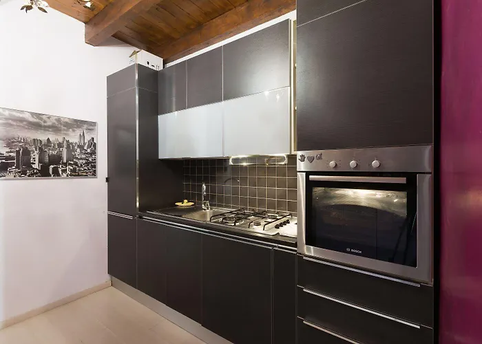 Navigli 7 *