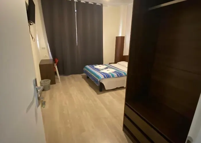 Отель Galla
