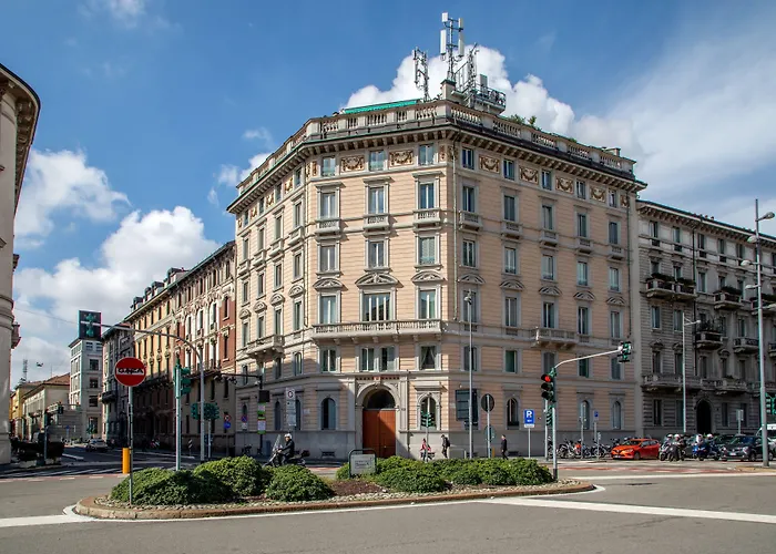 Daplace - Corso Monforte Gasthuis 4*