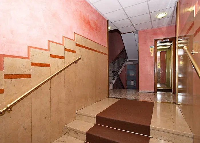 Апартаменты Skyline In Citta Studi A 1 Minuto Dal Metro Con Terrazzo Wi-fi E Netflix *