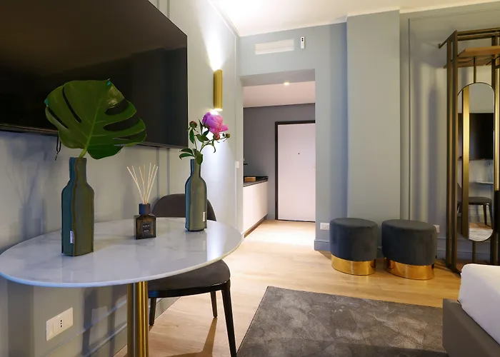 Апартаменты Prestige Boutique - Piazza Duomo View 4*