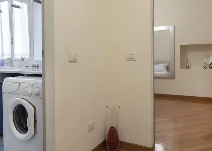 Italianway Easy - Garibaldi 71 * Милан