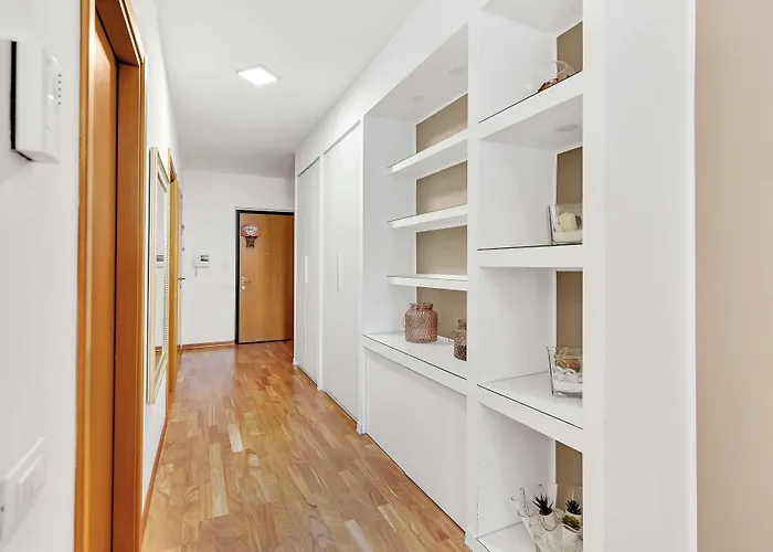 Daire Alessia's Flat - Perini *