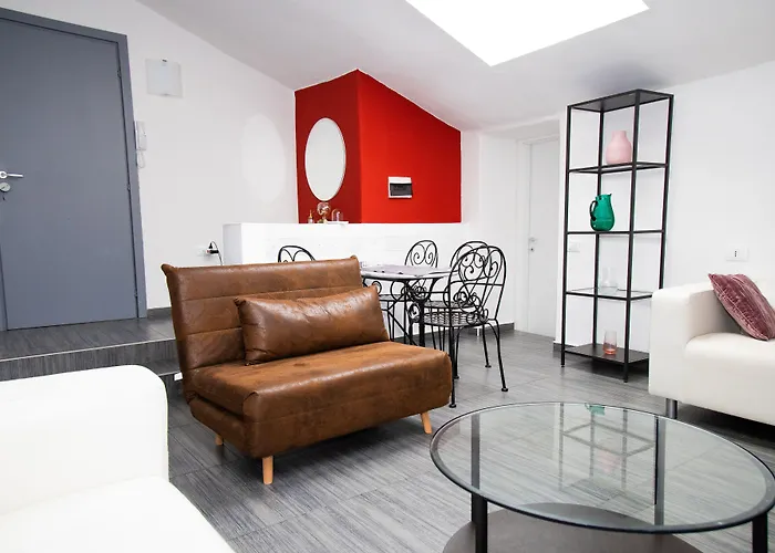 Appartement Hosting Dreams Attics - Duomo Milaan