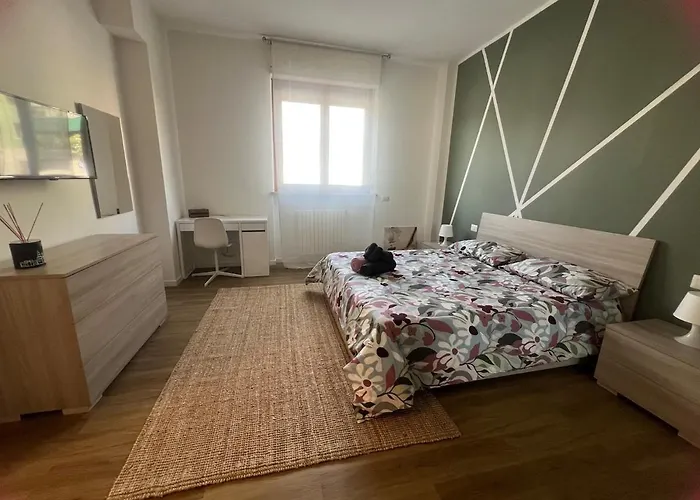 Angy E Ros Milaan