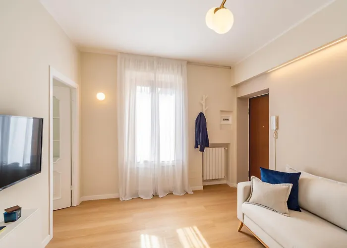 Just Urban - Cozy 1-br Near Navigli & Metro M2 Apartment Mailand