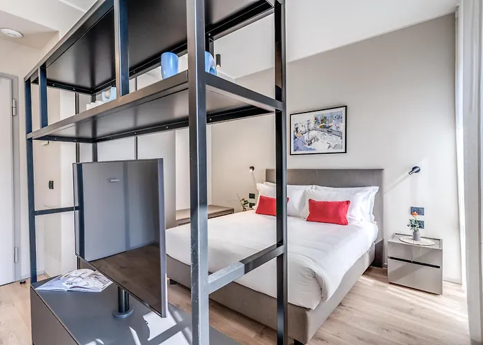 Seety Porta Romana Corte Appartement *
