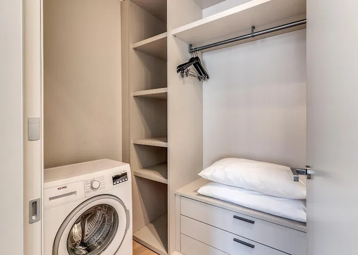 Seety Porta Romana Corte Appartement *