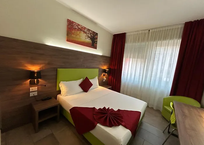 ホテル Stradivari