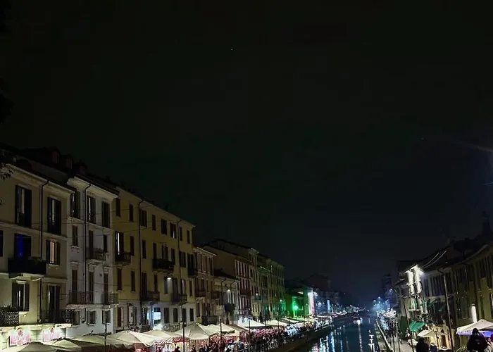 Col8 * Milano