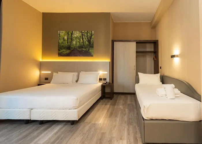 Garibaldi Palace Hotell 3*