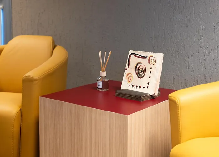 Garibaldi Palace Hotell 3*