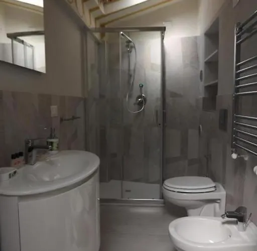 Pensjonat Imhome - Cadorna House 3*