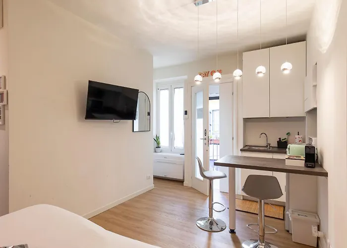 La Vecchia Milano-les Nubles Vannucci - Il Ballatoio E Il Cortile Apartman Milánó