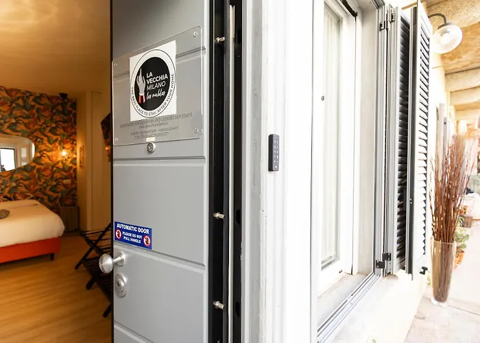 La Vecchia Milano-les Nubles Vannucci - Il Ballatoio E Il Cortile Apartman Milánó