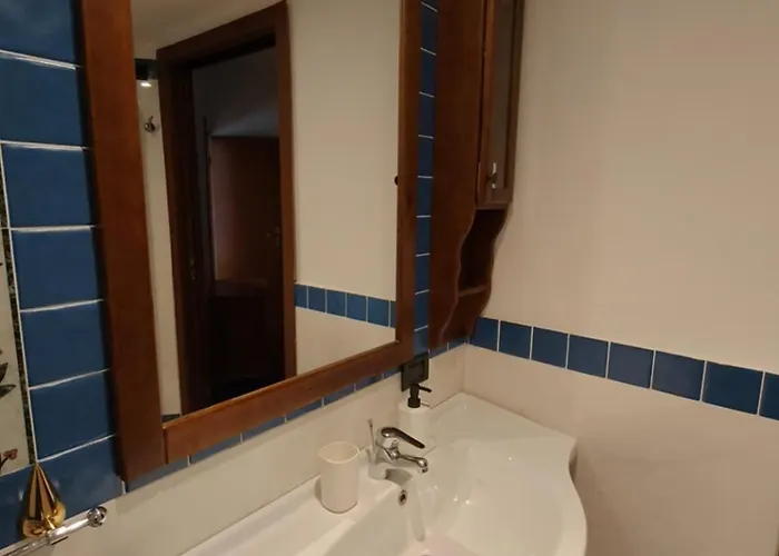 Center Urban Apt, Ac, Wifi, Metro M3 Duomo Apartman *