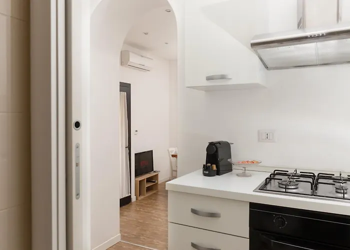 Artstay Exclusive Near Train Metro, Parking Milán