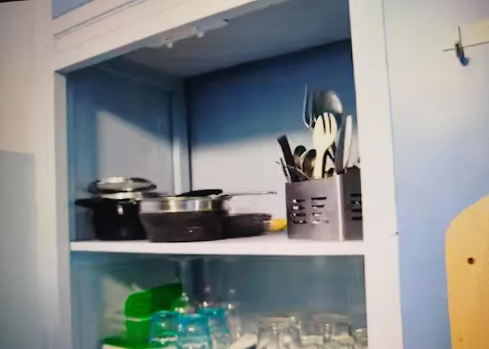 Alejio Mduomo Oda ve Kahvaltı *