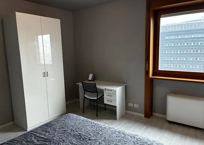 Attico Piano 11, 3 Camere, 2 Bagni, - Cucina Μιλάνο
