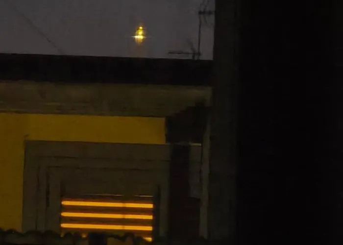 Mondrian's Flat In - Cadore V Giornate - Metro M4 Dateo Апартаменты *