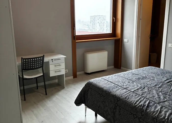 Διαμέρισμα Attico Piano 11, 3 Camere, 2 Bagni, - Cucina *
