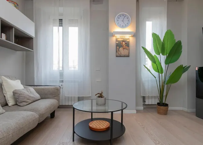 M1 M5 Beautiful In The S Siro Area מילאנו