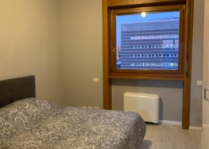 Διαμέρισμα Attico Piano 11, 3 Camere, 2 Bagni, - Cucina Μιλάνο