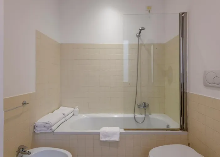 Vigoni 4 - Fabulous For 6 People Apartment *