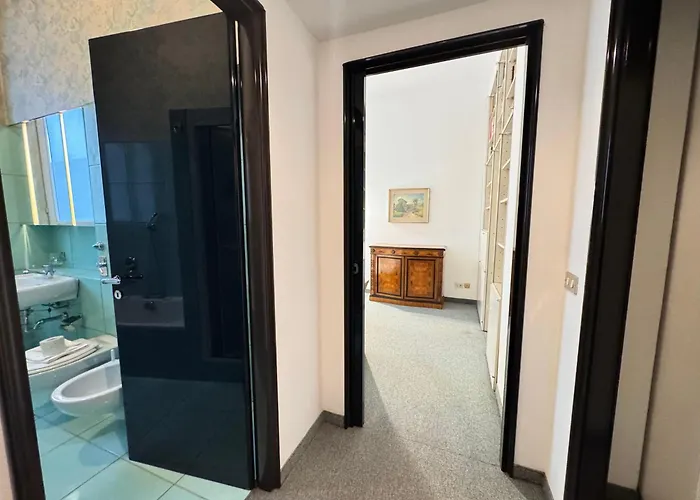 Camperio Large - Duomo And Brera *