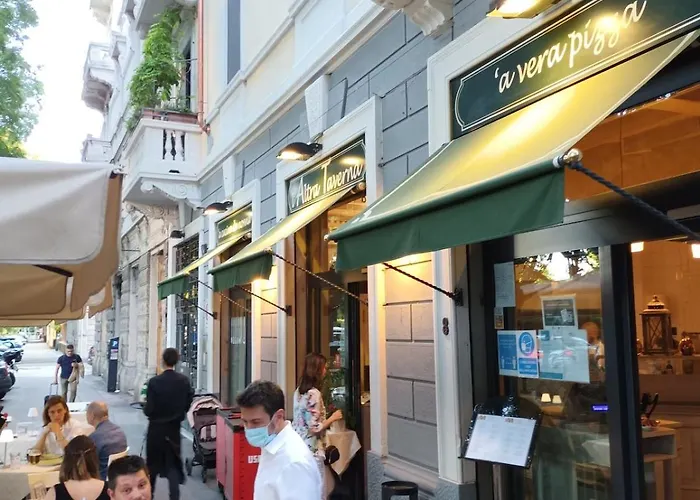 Mondrian's Flat In - Cadore V Giornate - Metro M4 Dateo Милан