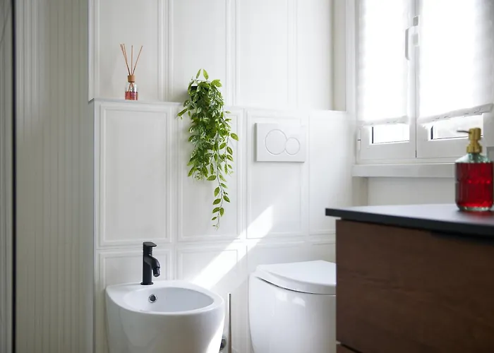 With Balcony - San Siro 公寓 *