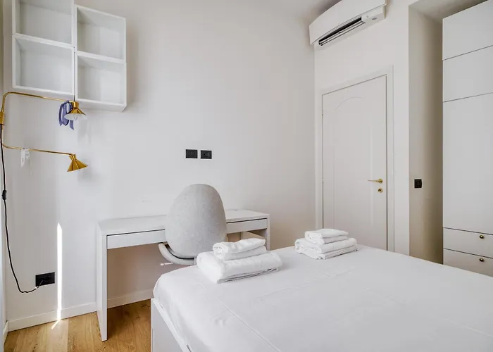 Just Urban Stays - Chic & Stylish Apt In City Center - 1 Min M2 Metro * Milaan