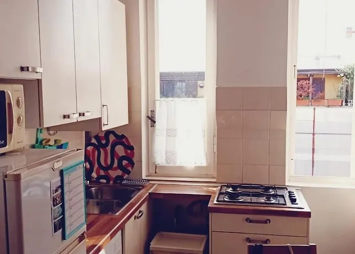 Апартаменты Mondrian's Flat In - Cadore V Giornate - Metro M4 Dateo