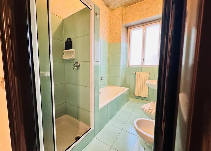 Camperio Large - Duomo And Brera