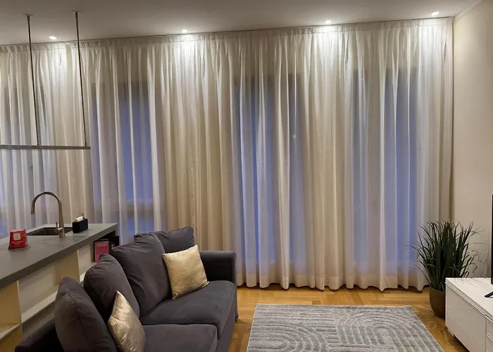 Manzoni 44 Appartement *