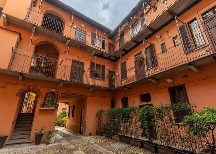 Peaceful Loft In The Heart Of Navigli Apartman *