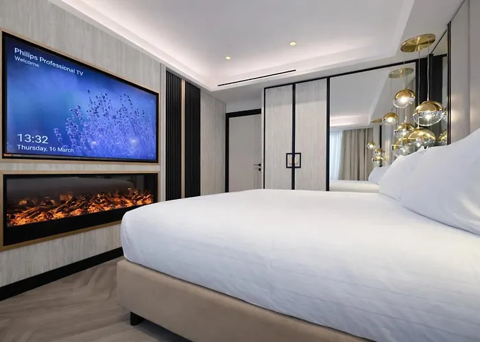 Hotel The Unique 4*