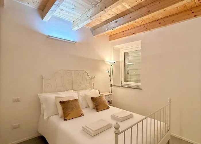 Aura Milanese Tatil Evi *