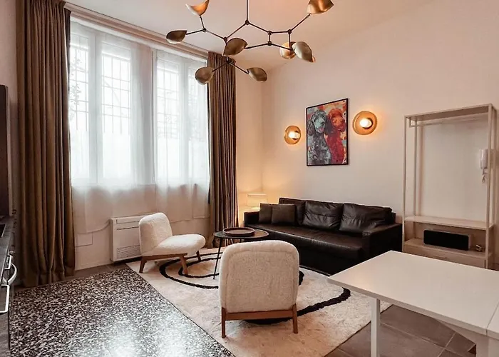 Apartament The Court Lancetti
