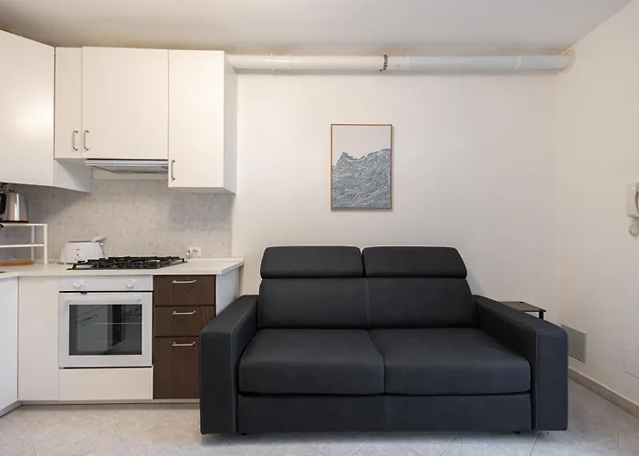 Moderno Bilocale In Via Tortona A 500m Dai Navigli Lejlighed Milano