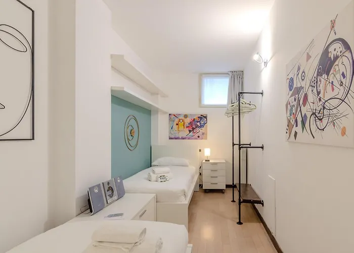 Isola Oasis - Loft With Garden & Free Private Garage * Milán