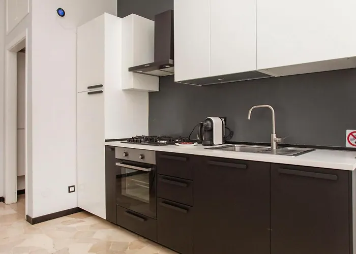 Appartamento Stayeasy Santasofia8-m - Duomo 1br Cozy Flat *