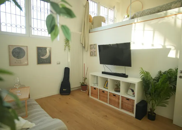 Loft Da Serena Ai Navigli * מילאנו