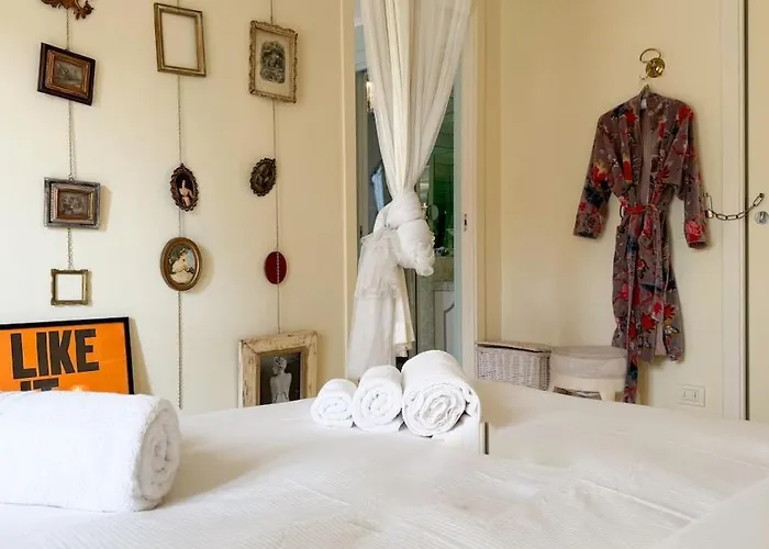 Appartement Near Metro Cozy With Terrace & Balcony *