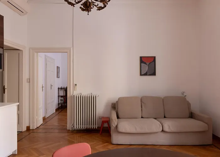 Stylish Walking Distance Duomo Mirable Pm Milán