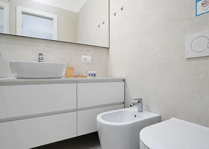 Italianway Comfort - Vincenzo Monti 29 F Апартаменты *
