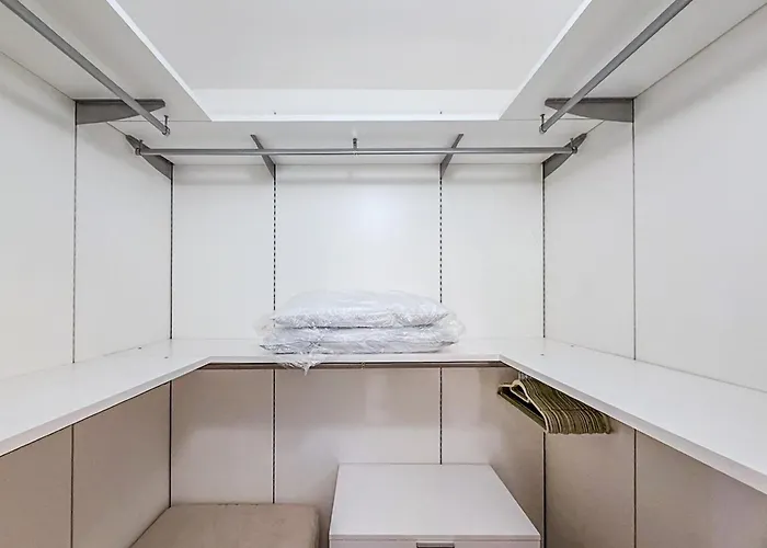 Isola Oasis - Loft With Garden & Free Private Garage Milán