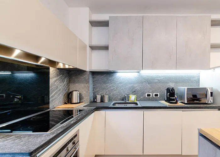 Apartmán Isola Oasis - Loft With Garden & Free Private Garage *